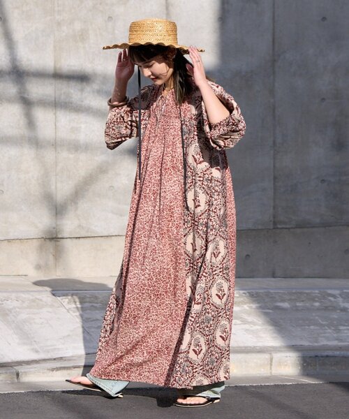 CIAOPANIC TYPY(チャオパニックティピー)の「【Aguni】花柄切替袖ボリュームワンピース(ワンピース・レディース・レッド/ブルー・ONE SIZE)」の10枚目の写真