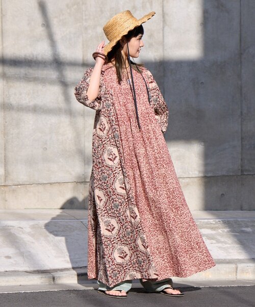 CIAOPANIC TYPY(チャオパニックティピー)の「【Aguni】花柄切替袖ボリュームワンピース(ワンピース・レディース・レッド/ブルー・ONE SIZE)」の11枚目の写真