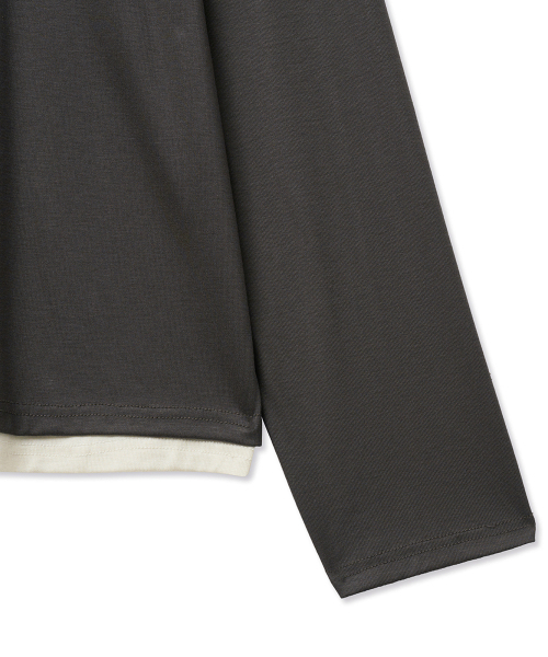 NOIRER（ノイア）の「レイヤードヘンリーネックロングスリーブTシャツ（チャコールアイボリー）（Tシャツ/カットソー・メンズ・その他・48/50/52）」の7枚目の写真