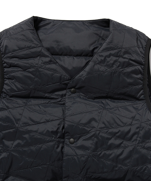 美品 Pilgrim Surf + Supply リバーシブル ダウン ベスト Pilgrim Surf Supply（ピルグリムサーフサプライ）の「Pilgrim Surf+