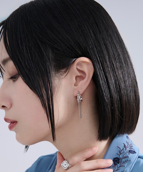 Ellno Loset(エルノロゼット)の「chained hoop pair pierce / チェーンドフープペアピアス(両耳用)(ピアス(両耳用)・メンズ・シルバー・FREE)」の5枚目の写真