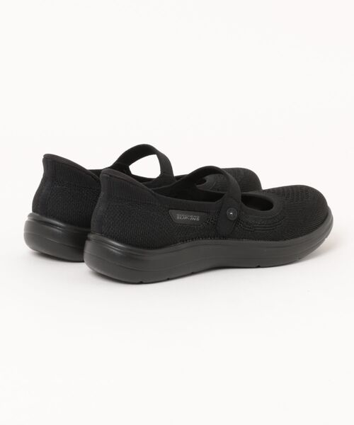 SKECHERS（スケッチャーズ）の「【SKECHERS】スリップインズ ON-THE-GO（スニーカー・レディース・ブラック×ブラック/ベージュ・24.5cm/24.0cm/23.5cm/23.0cm/25.0cm/22.5cm）」の3枚目の写真