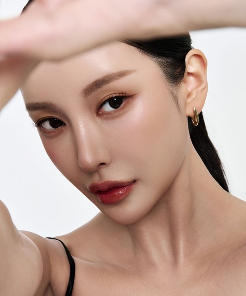 Lyvi(ライビィ)の「V-Veil Drop Hoop Pierce / 金属アレルギー対応(ピアス(両耳用)・レディース・シルバー/ゴールド・FREE)」の16枚目の写真