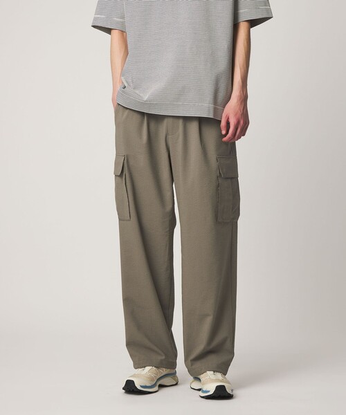 UNITED ARROWS(ユナイテッドアローズ)の「DotAir ドットエア サッカー カーゴイージーパンツ 吸水速乾(カーゴパンツ・メンズ・ブラック/オリーブ・XL/L/M/S)」の2枚目の写真