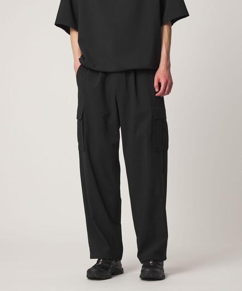 UNITED ARROWS(ユナイテッドアローズ)の「DotAir ドットエア サッカー カーゴイージーパンツ 吸水速乾(カーゴパンツ・メンズ・ブラック/オリーブ・XL/L/M/S)」の1枚目の写真