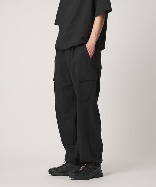 UNITED ARROWS(ユナイテッドアローズ)の「DotAir ドットエア サッカー カーゴイージーパンツ 吸水速乾(カーゴパンツ・メンズ・ブラック/オリーブ・XL/L/M/S)」の19枚目の写真