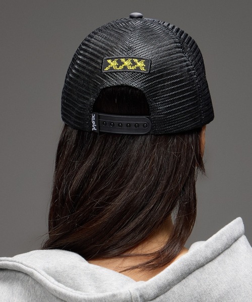 X-girl(エックスガール)の「OVAL LOGO TRUCKER CAP(キャップ・レディース・ブラック/オリーブ・ONE SIZE)」の4枚目の写真