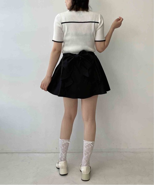 AS KNOW AS plus(アズノゥアズプラス)の「〇バックリボンフレアミニスカート(スカート・レディース・グレー/ブラック/アイボリー・FREE)」の8枚目の写真