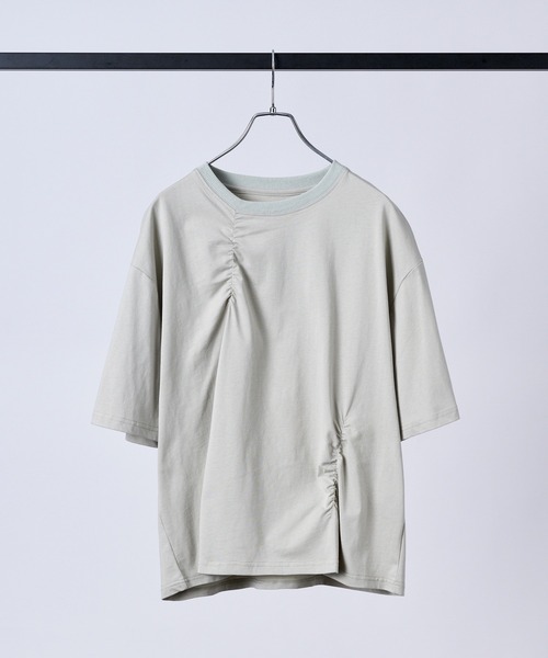 Confirm(コンファーム)の「タックディテールTシャツ / Tuck-Detail T-Shirt メンズ ウィメンズ ユニセックス(Tシャツ/カットソー・メンズ・ブラック/ホワイト/グレー・M/L)」の6枚目の写真