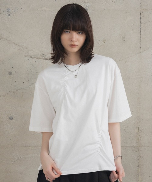 Confirm(コンファーム)の「タックディテールTシャツ / Tuck-Detail T-Shirt メンズ ウィメンズ ユニセックス(Tシャツ/カットソー・メンズ・ブラック/ホワイト/グレー・M/L)」の12枚目の写真