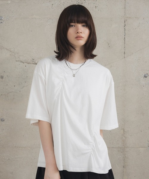 Confirm(コンファーム)の「タックディテールTシャツ / Tuck-Detail T-Shirt メンズ ウィメンズ ユニセックス(Tシャツ/カットソー・メンズ・ブラック/ホワイト/グレー・M/L)」の13枚目の写真
