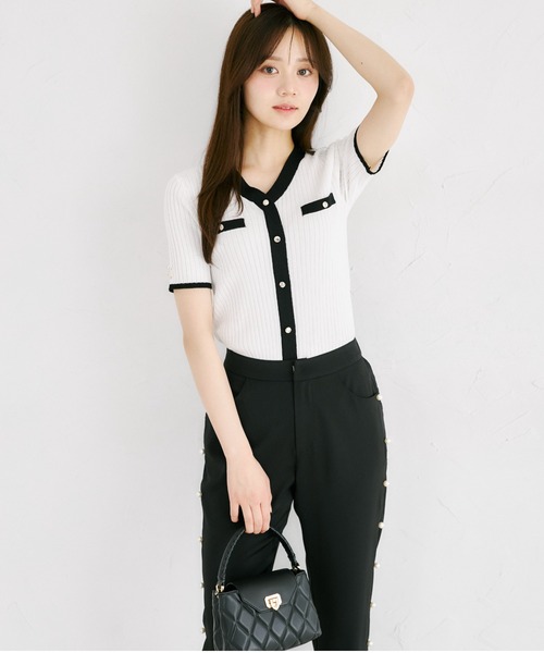 tocco closet(トッコ クローゼット)の「【ZOZO限定】接触冷感フェイクポケット装飾Vネック配色半袖リブニットトップス(Tシャツ/カットソー・レディース・ネイビー/オフホワイト/ピンク/ブラック/ミント・M)」の7枚目の写真