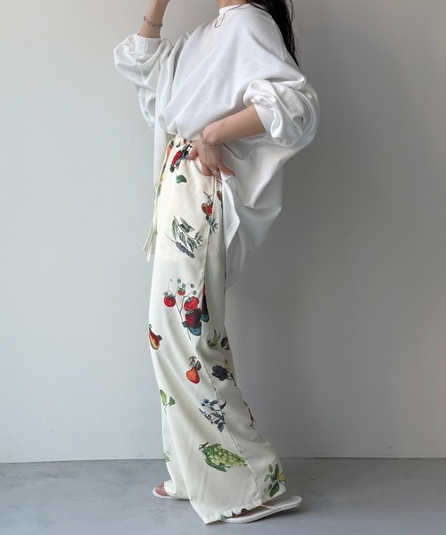 wee9s(ウィークス)の「fruity pants / フルーティーパンツ(その他パンツ・レディース・アイボリー/ブラック・FREE)」の4枚目の写真