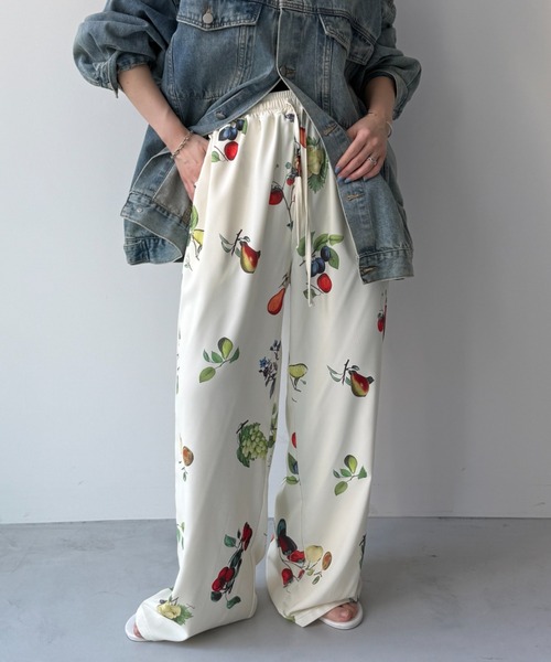wee9s(ウィークス)の「fruity pants / フルーティーパンツ(その他パンツ・レディース・アイボリー/ブラック・FREE)」の21枚目の写真