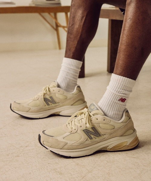 NEW BALANCE（ニューバランス）の「Abzorb 2010（スニーカー・メンズ・ブラック/ライトグレー・25.0cm/25.5cm/26.0cm/22.0cm/22.5cm/24.5cm/24.0cm/23.5cm/23.0cm/26.5cm/27.5cm/28.0cm/28.5cm/27.0cm/29.0cm/30.0cm）」の8枚目の写真