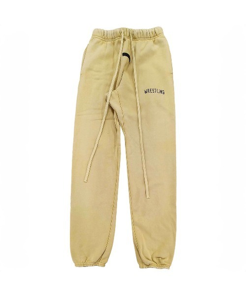 FOG ESSENTIALS(エフオージーエッセンシャルズ)の「フィア オブ ゴッド エッセンシャルズ 【Fear of God ESSENTIALS】 - スウエットパンツ【HEAVY FLEECE CLASSIC SWEATPANT AMBER 130BT244783F】(スウェットパンツ・メンズ・イエロー系その他・XL/S)」の1枚目の写真