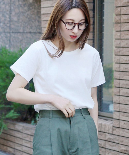 zootie（ズーティー）の「汗しみない Tシャツ［スタンダード］（Tシャツ/カットソー・レディース・グレイッシュブルー/ブラック/ネイビー系/レッド系その他/オフホワイト/ライトカーキ/ライトオレンジ系/杢グレー/ダークカーキ/モカ/イエロー系その他/ラベンダー/アイボリー/ネイビー・3L/L/LL/M）」の17枚目の写真