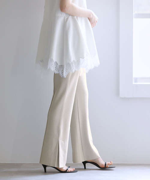 La TOTALITE(ラトータリテ)の「【洗える】CHIGNON/シニヨン ソフトリブフレアパンツ(その他パンツ・レディース・ベージュ/ブラック・38/36)」の14枚目の写真