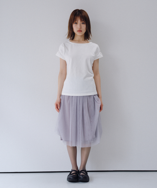 OHESHIO(オヘシオ)の「BACK BUTTON SHIRRING T-SHIRT, IVORY(Tシャツ/カットソー・レディース・その他・FREE)」の2枚目の写真