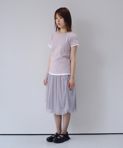 OHESHIO(オヘシオ)の「BACK BUTTON SHIRRING T-SHIRT, IVORY(Tシャツ/カットソー・レディース・その他・FREE)」の5枚目の写真
