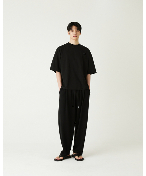 THEENDQUESTION(ジエンドクエスチョン)の「Relax tuck pants / BLACK(その他パンツ・レディース・その他・FREE)」の5枚目の写真