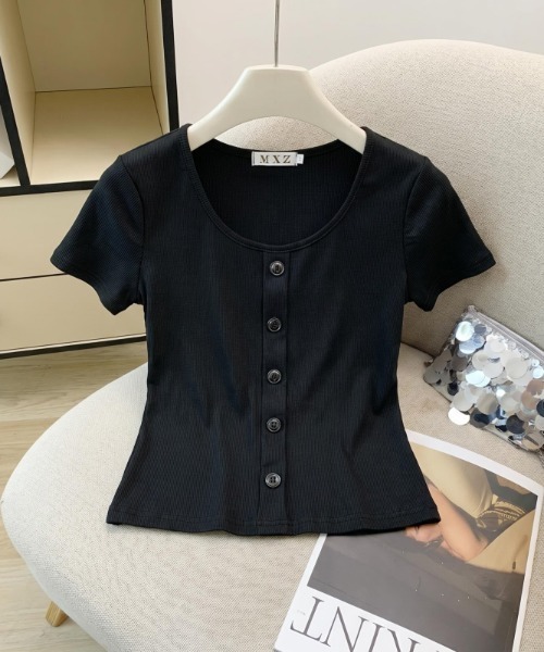 LUCPY(ラクピー)の「フロントボタンリブプルオーバー(その他トップス・レディース・ブラック/グレー・LARGE/MEDIUM/SMALL/X-LARGE)」の1枚目の写真