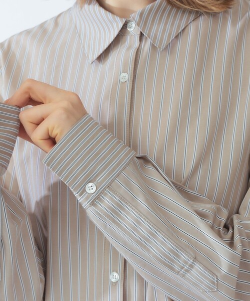 Ray BEAMS（レイビームス）の「ストライプ 切替 シャツ（シャツ/ブラウス・レディース・サックスブルー/ベージュ・ONE SIZE）」の3枚目の写真