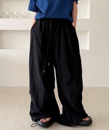 【UNISEX】ナイロン バンディング ドロスト ツータック ワイド バルーン パンツ