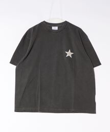 CONVERSE TOKYO（コンバーストウキョウ）の「【CONVERSE TOKYO】＜UNISEX＞ ワンポイント スター レザー パッチ Tシャツ/ STAR PATCH LEATHER ACCENT T-SHIRT（Tシャツ/カットソー）」