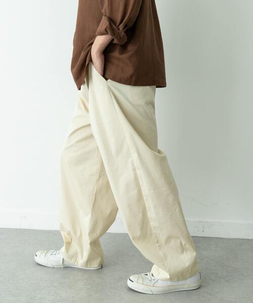URBAN RESEARCH Sonny Label(アーバンリサーチサニーレーベル)の「タイプライターイージーワイドパンツ(チノパンツ・メンズ・カーキ/オフホワイト/ブラック・LARGE/MEDIUM)」の8枚目の写真