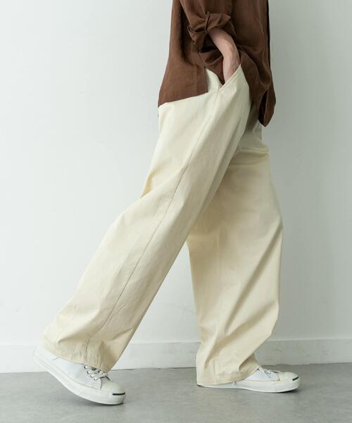 URBAN RESEARCH Sonny Label(アーバンリサーチサニーレーベル)の「タイプライターイージーワイドパンツ(チノパンツ・メンズ・カーキ/オフホワイト/ブラック・LARGE/MEDIUM)」の9枚目の写真