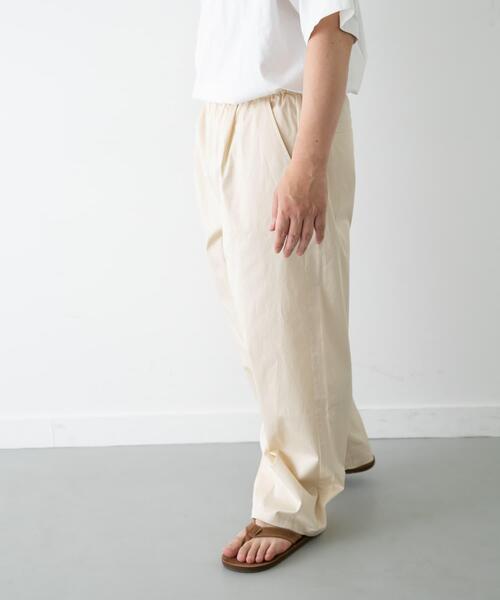 URBAN RESEARCH Sonny Label(アーバンリサーチサニーレーベル)の「タイプライターイージーワイドパンツ(チノパンツ・メンズ・カーキ/オフホワイト/ブラック・LARGE/MEDIUM)」の20枚目の写真