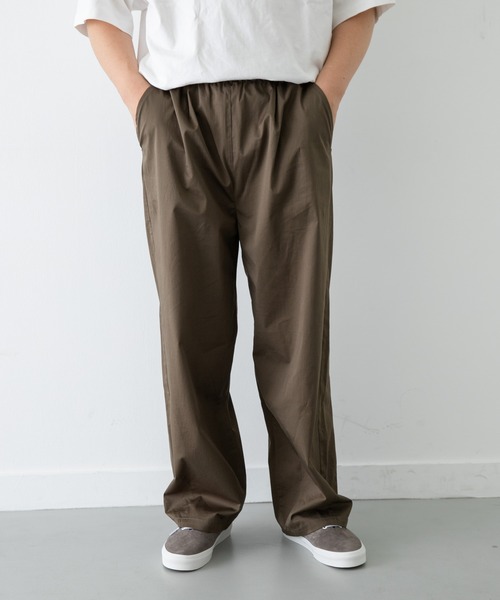 URBAN RESEARCH Sonny Label(アーバンリサーチサニーレーベル)の「タイプライターイージーワイドパンツ(その他パンツ・メンズ・カーキ/オフホワイト/ブラック・LARGE/MEDIUM)」の4枚目の写真