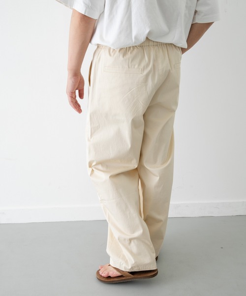 URBAN RESEARCH Sonny Label(アーバンリサーチサニーレーベル)の「タイプライターイージーワイドパンツ(その他パンツ・メンズ・カーキ/オフホワイト/ブラック・LARGE/MEDIUM)」の10枚目の写真