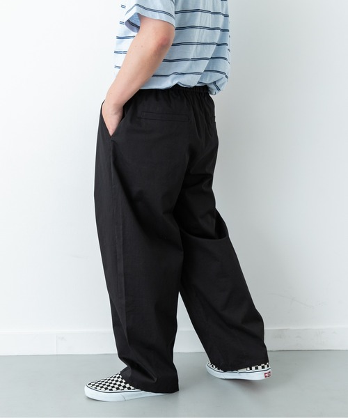 URBAN RESEARCH Sonny Label(アーバンリサーチサニーレーベル)の「タイプライターイージーワイドパンツ(その他パンツ・メンズ・カーキ/オフホワイト/ブラック・LARGE/MEDIUM)」の6枚目の写真