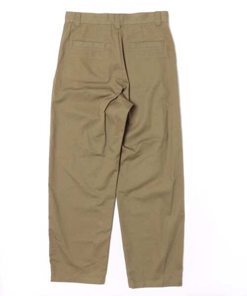 A.P.C.(アーペーセー)の「CHINO DAN(その他パンツ・メンズ・カーキ・46/48)」の2枚目の写真