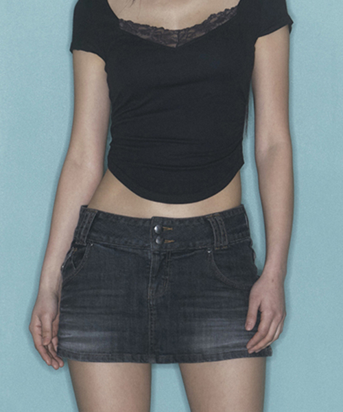 PLEASENOFOLLOW(プリーズノーフォロー)の「Tommie Button Denim Skirt (Vintage Black)(スカート・レディース・その他・SMALL/MEDIUM)」の2枚目の写真