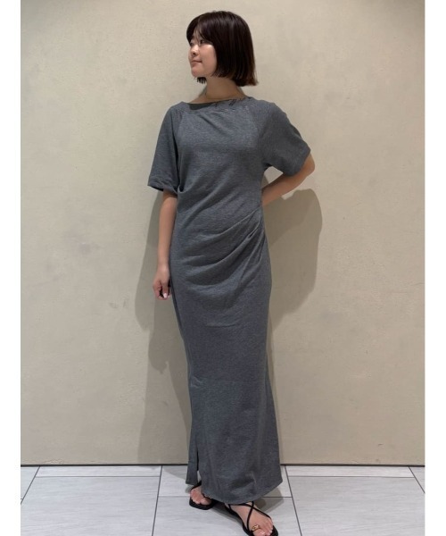 MIESROHE(ミースロエ)の「ナロースウェットワンピース(ワンピース・レディース・ブラック/ブラウン/グレー・1/0)」の19枚目の写真
