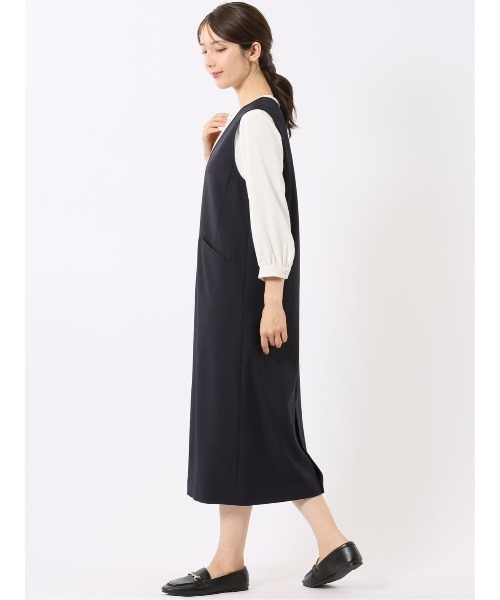 m.f.editorial(エムエフエディトリアル)の「ワンピース ジャンスカ レディース セットアップ可能 ストレッチ ウォッシャブル イージーケア ノースリ Vネック エアリーツイル 紺(ジャンパースカート・レディース・ネイビー・MEDIUM/LARGE)」の15枚目の写真