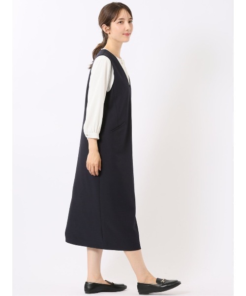 m.f.editorial(エムエフエディトリアル)の「ワンピース ジャンスカ レディース セットアップ可能 ストレッチ ウォッシャブル イージーケア ノースリ Vネック エアリーツイル 紺(ジャンパースカート・レディース・ネイビー・MEDIUM/LARGE)」の17枚目の写真