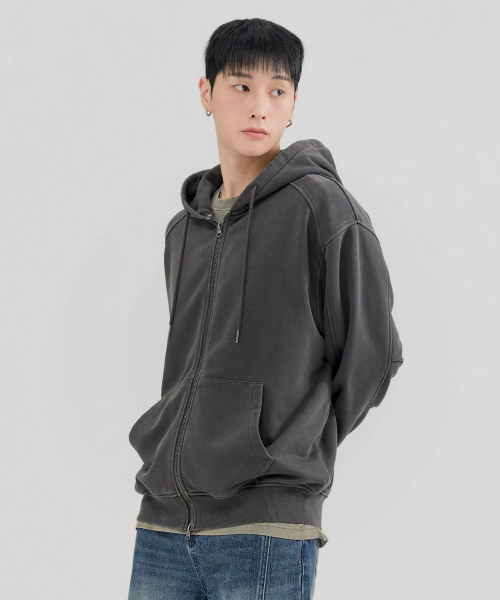 CHASECULT(チェイスカルト)の「メンズ PIGMENT フードジップアップ-FERK4331B09(パーカー・メンズ・ダークグレー・95/100/105)」の2枚目の写真