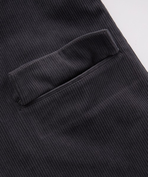 EASENCE(イーズエンス)の「【EASENCE】コーデュロイ セットアップ テーラードジャケット&タックストレートパンツ / 保温・UVカット(セットアップ・メンズ・ブラック/ダークグレー/ベージュ系/ブラウン系/ダークオリーブ・XL/L/M/S)」の18枚目の写真