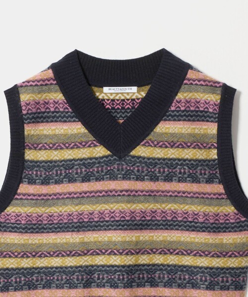 BEAUTY&YOUTH UNITED ARROWS（ビューティーアンドユースユナイテッドアローズ）の「ウールブレンド フェアアイル Vネックベスト（ベスト・レディース・ピンク/オリーブ・FREE）」の8枚目の写真