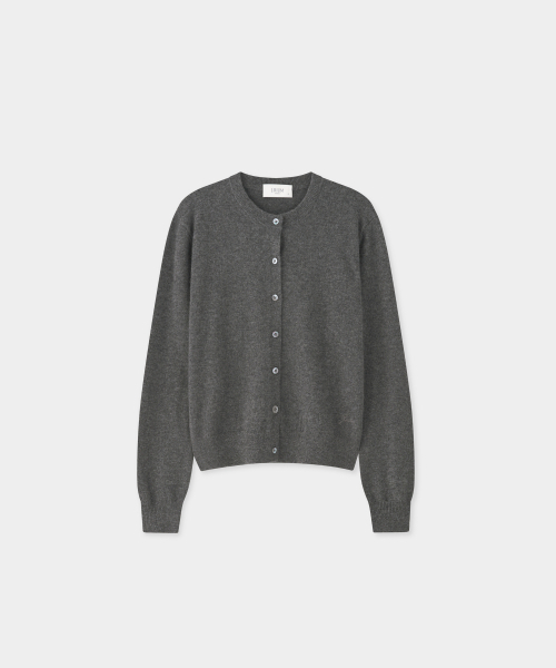 J'RIUM(ジェイリウム)の「ESSENTIALS カシミヤブレンド ラウンドネックカーディガン(チャコール)(カーディガン/ボレロ・メンズ・その他・SMALL/M/L/X-LARGE)」の2枚目の写真
