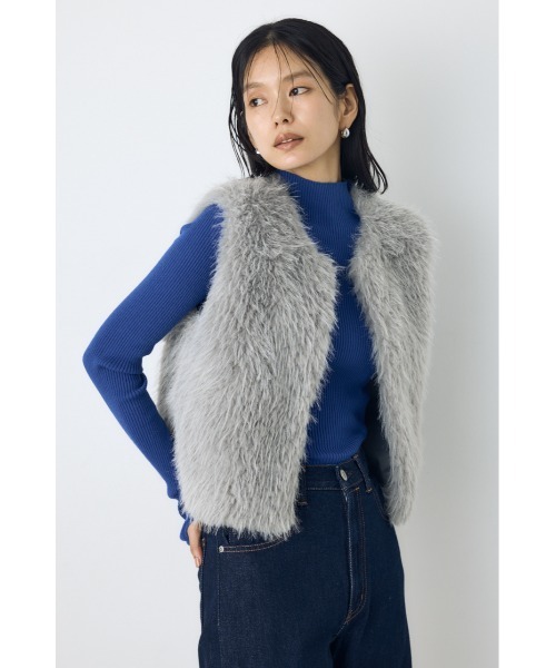 AZUL by moussy(アズールバイマウジー)の「フェイクファーベスト 秋服 冬服 無地 アニマル柄 ヒョウ柄 豹柄(ベスト・レディース・ベージュ系その他/グレー/ベージュ/アイボリー・FREE)」の14枚目の写真