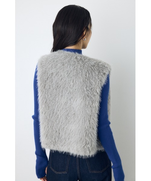 AZUL by moussy(アズールバイマウジー)の「フェイクファーベスト 秋服 冬服 無地 アニマル柄 ヒョウ柄 豹柄(ベスト・レディース・ベージュ系その他/グレー/ベージュ/アイボリー・FREE)」の17枚目の写真