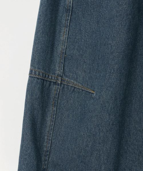 INDUST（インダスト）の「カーブドワイドデニムパンツ (ブルー)（デニムパンツ・レディース・ブルー・1(S)/2(M)/3(L)）」の4枚目の写真