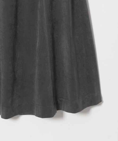 A DAY IN THE LIFE UNITED ARROWS(アデイインザライフユナイテッドアローズ)の「ツイル コーデュロイ フレアスカート ‐ウォッシャブル‐<A DAY IN THE LIFE>(スカート・レディース・オフホワイト/ダークグレー/ネイビー・36/38)」の8枚目の写真