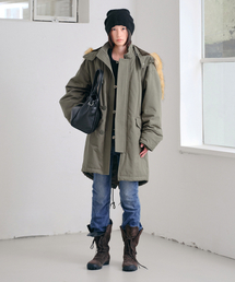 SUNBURNPROJECT（サンバーンプロジェクト）の「FUR HOODIE FIELD JACKET, KHAKI（ミリタリージャケット）」