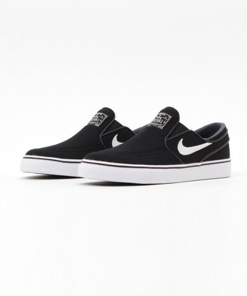 Nike ナイキ の Nike ナイキ Zoom Stefan Janoski Slip Cnvs ﾅｲｷsb ｽﾞｰﾑ ｽﾃﾌｧﾝ ｼﾞｬﾉｽｷｰ ｽﾘｯﾌﾟ ｷｬﾝﾊﾞｽ 1749 010black White Black スニーカー Wear